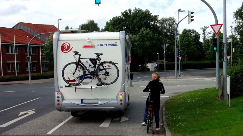 Tote-Winkel-Assistent von MobilWarn 01